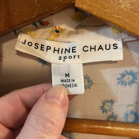 Floral Button Up - Picture 2 of 3